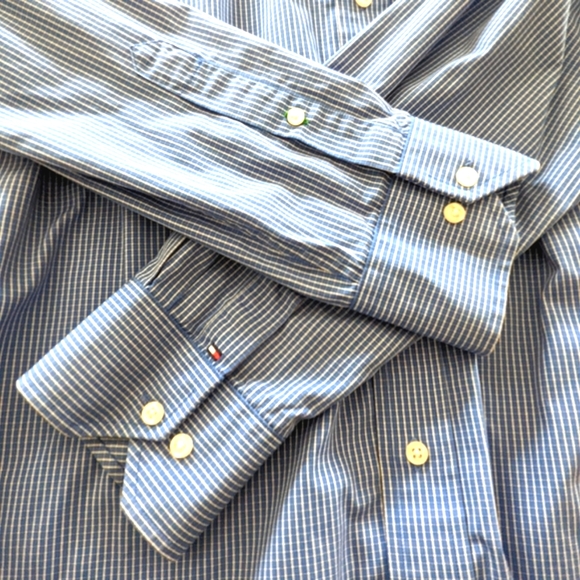 Tommy Hilfiger Dress Shirt‎ - Picture 2 of 8